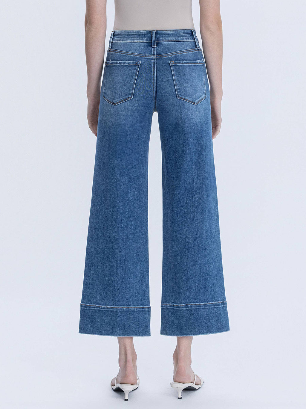 Olivia Pin Tuck