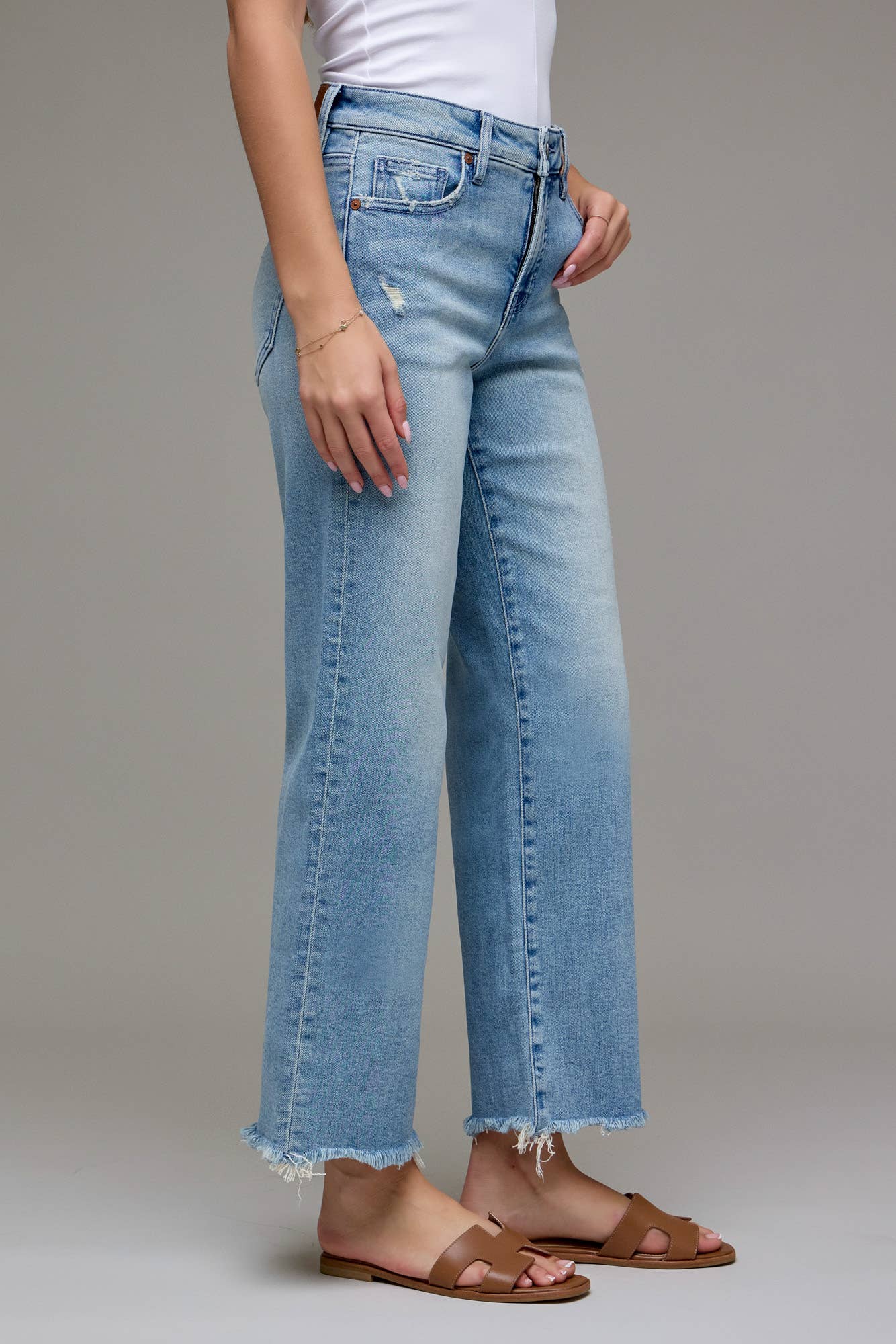 Ella Cropped Classic Straight