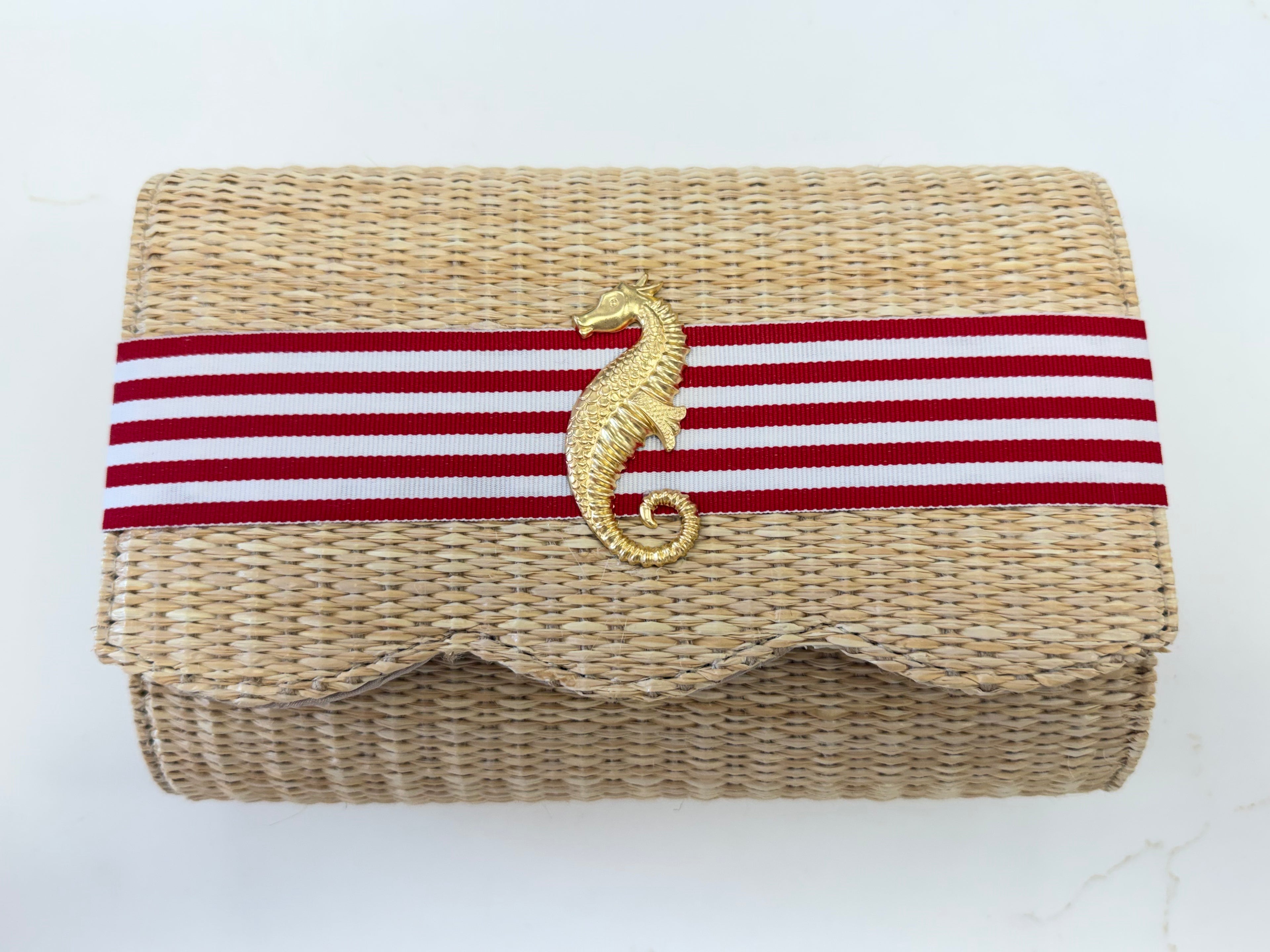 Ruby Straw Scalloped